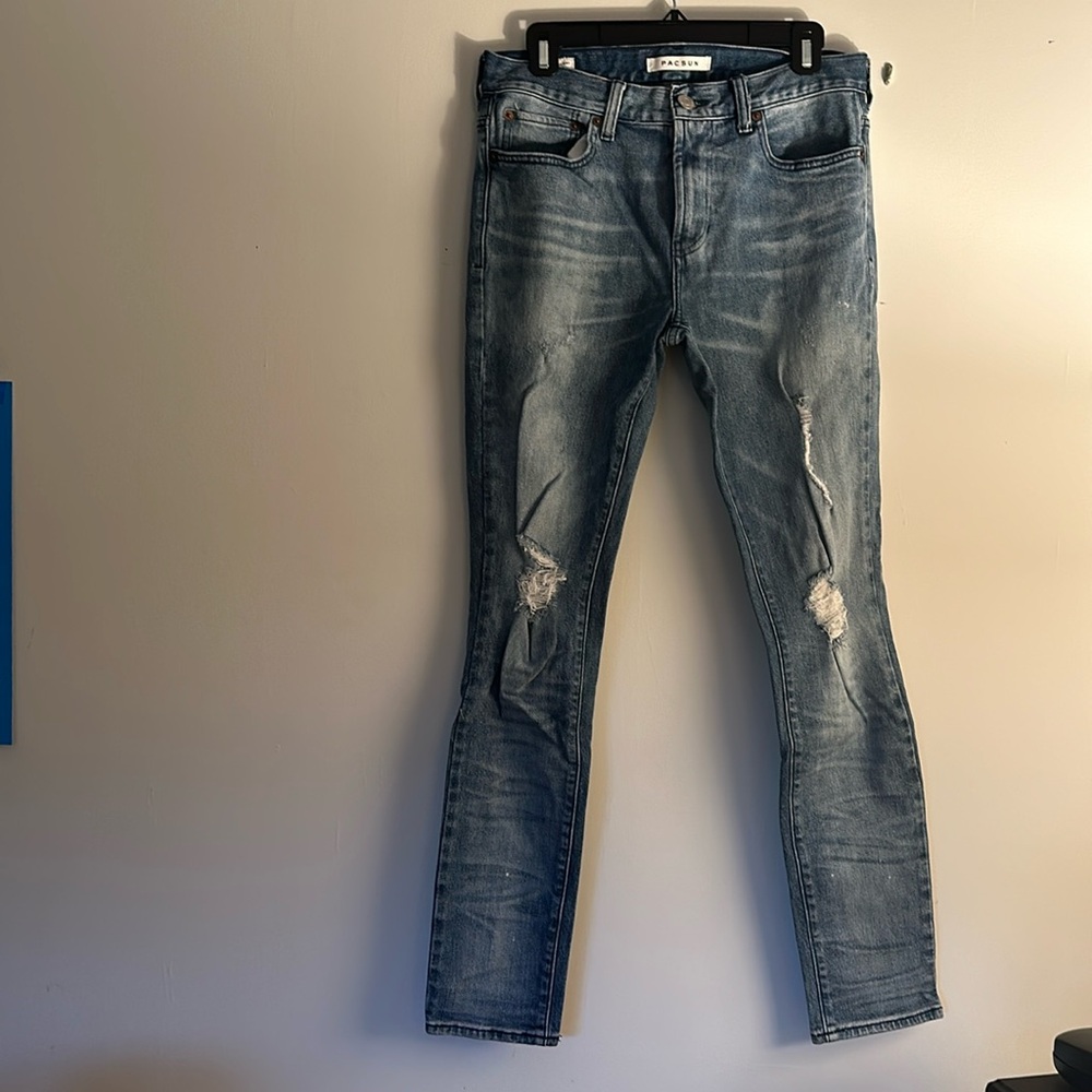 Skinny jeans